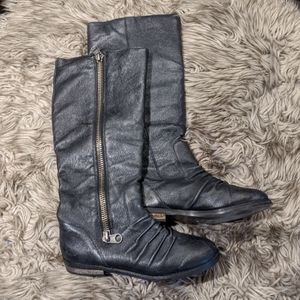 Leather boots